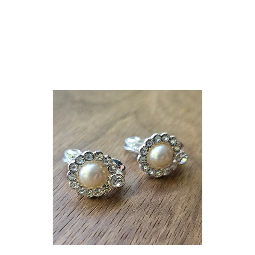 Pearl Rhinestone Silver Tone Flower Clip On Earrings Costume‎ Jewelry
